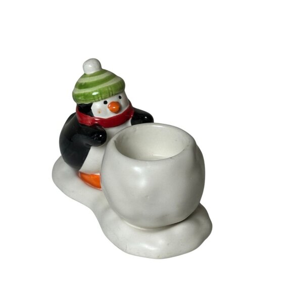 Hallmark Penguin Tealight Candle Holder Winter  Decor Ceramic Christmas Figu - Picture 3 of 6